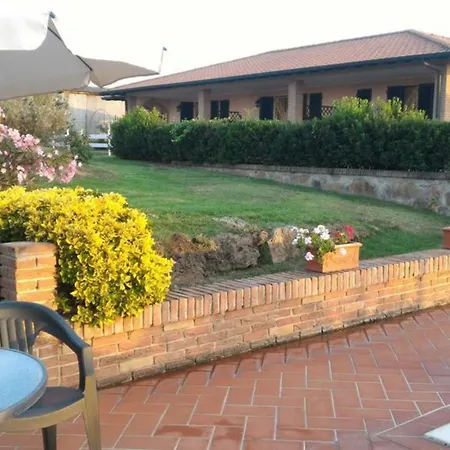 مزرعة للإقامة La Mandriana *